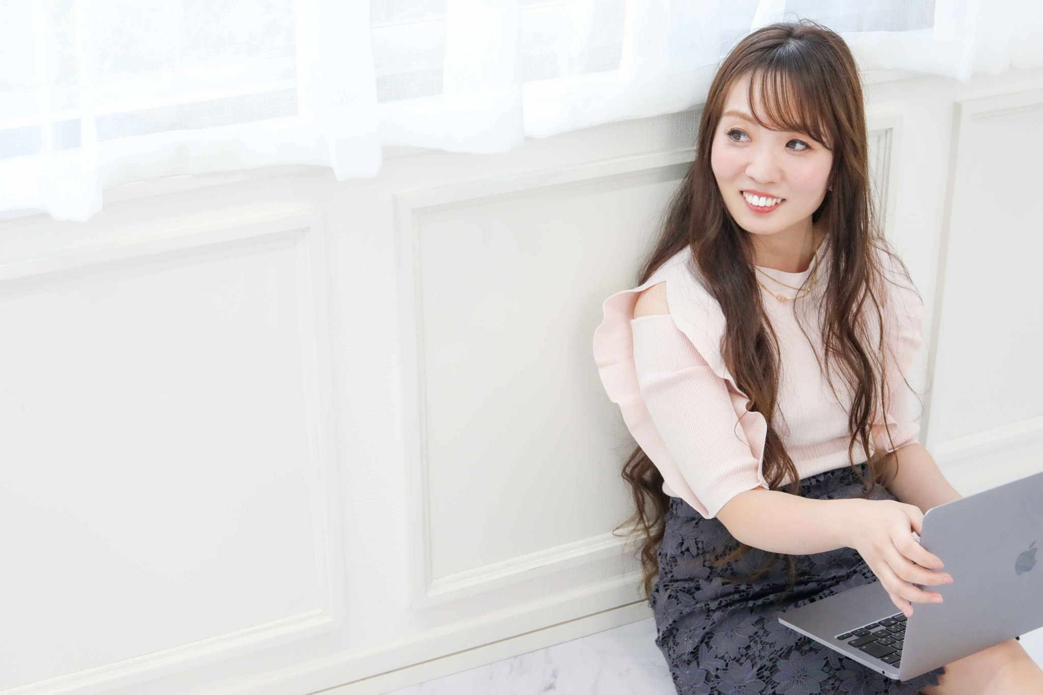 同業者に埋もれる女性起業家へ|実績ゼロでも「選ばれる」差別化コンセプトの作り方